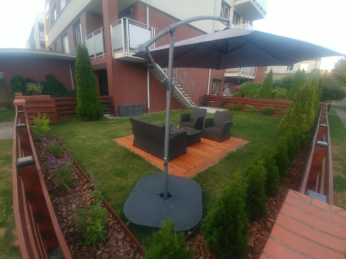 Apartament Jantar Z Ogrodem Kołobrzeg Εξωτερικό φωτογραφία